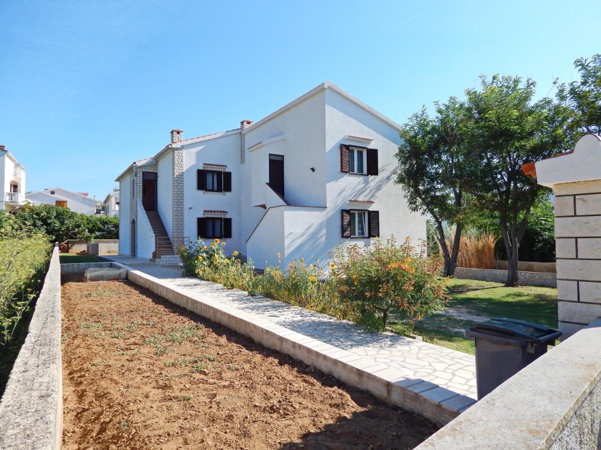 Apartments With A Parking Space Pag - 11358 باغ المظهر الخارجي الصورة