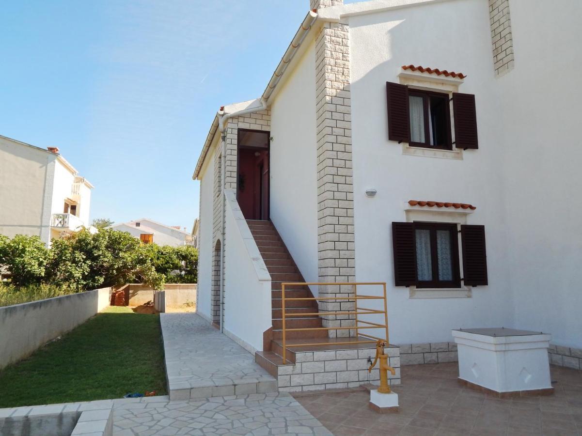 Apartments With A Parking Space Pag - 11358 باغ المظهر الخارجي الصورة