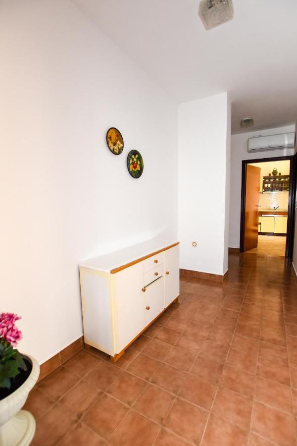 Apartments With A Parking Space Pag - 11358 باغ المظهر الخارجي الصورة