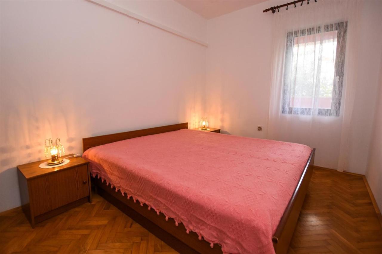 Apartments With A Parking Space Pag - 11358 باغ المظهر الخارجي الصورة