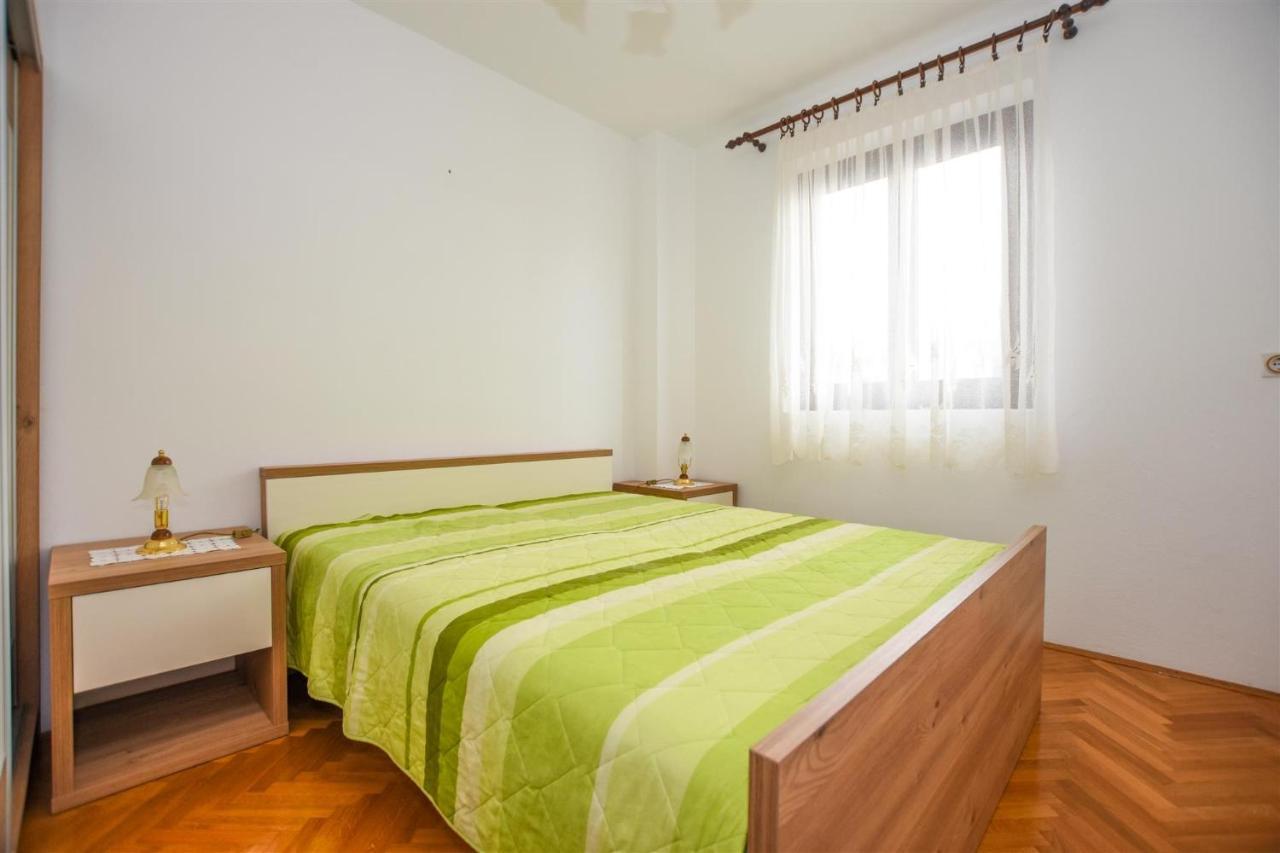 Apartments With A Parking Space Pag - 11358 باغ المظهر الخارجي الصورة
