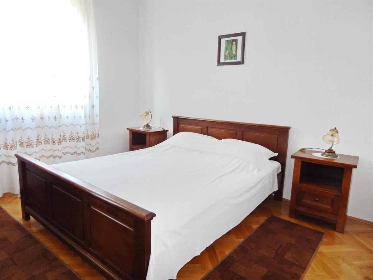 Apartments With A Parking Space Pag - 11358 باغ المظهر الخارجي الصورة