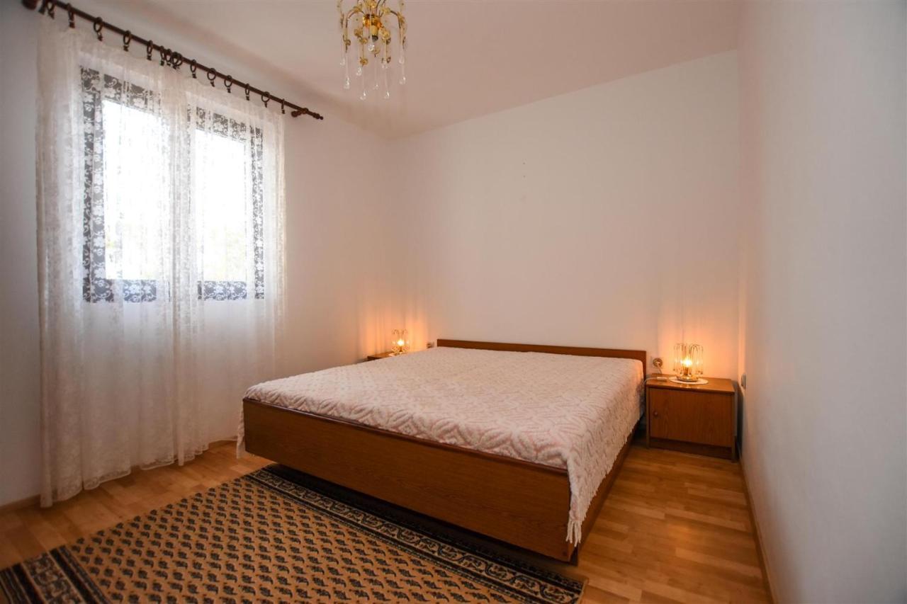 Apartments With A Parking Space Pag - 11358 باغ المظهر الخارجي الصورة