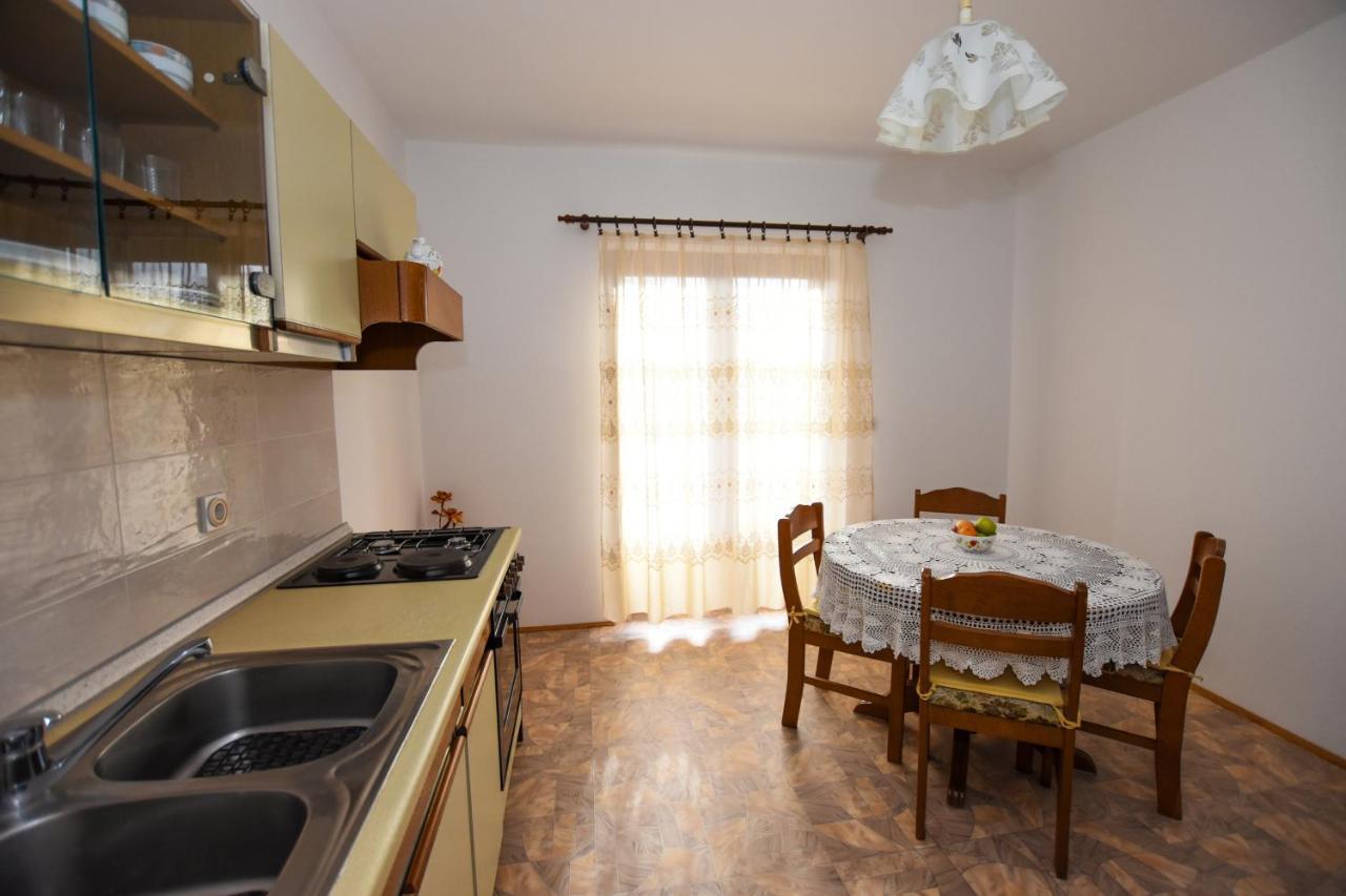 Apartments With A Parking Space Pag - 11358 باغ المظهر الخارجي الصورة