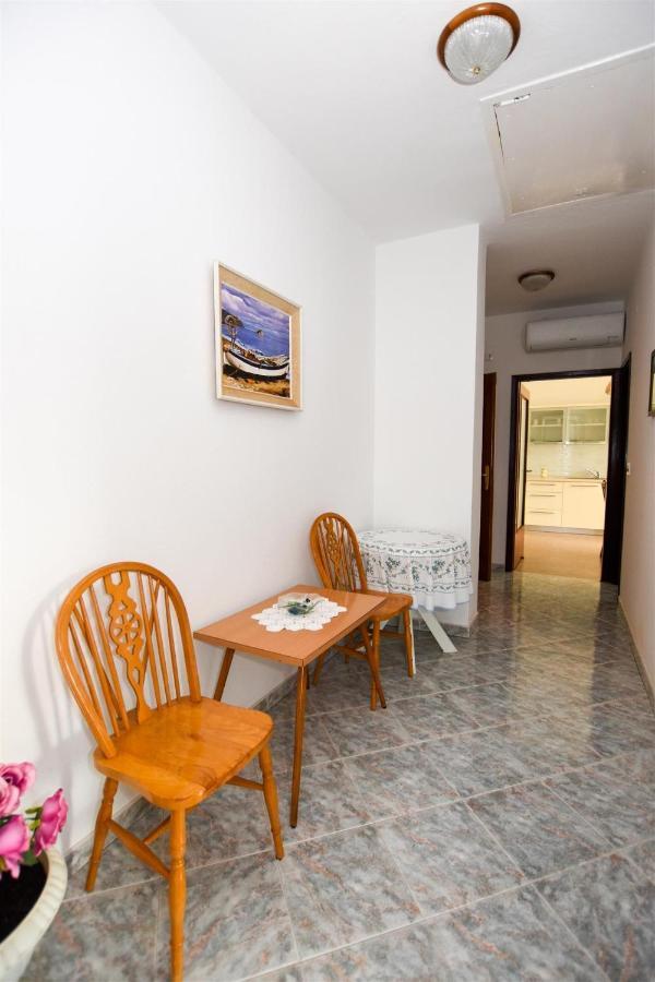Apartments With A Parking Space Pag - 11358 باغ المظهر الخارجي الصورة