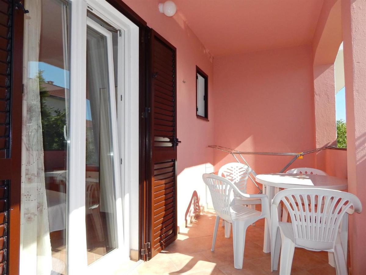 Apartments With A Parking Space Pag - 11358 باغ المظهر الخارجي الصورة
