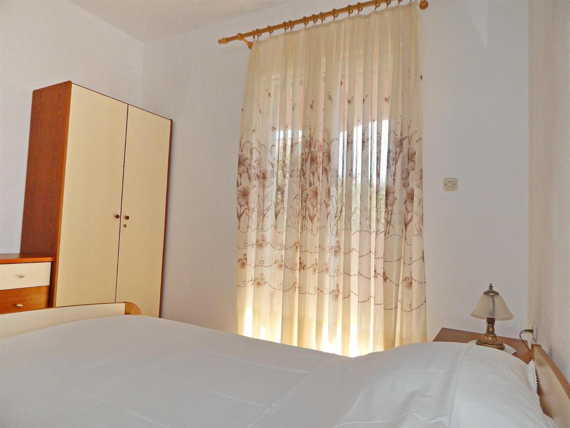 Apartments With A Parking Space Pag - 11358 باغ الغرفة الصورة