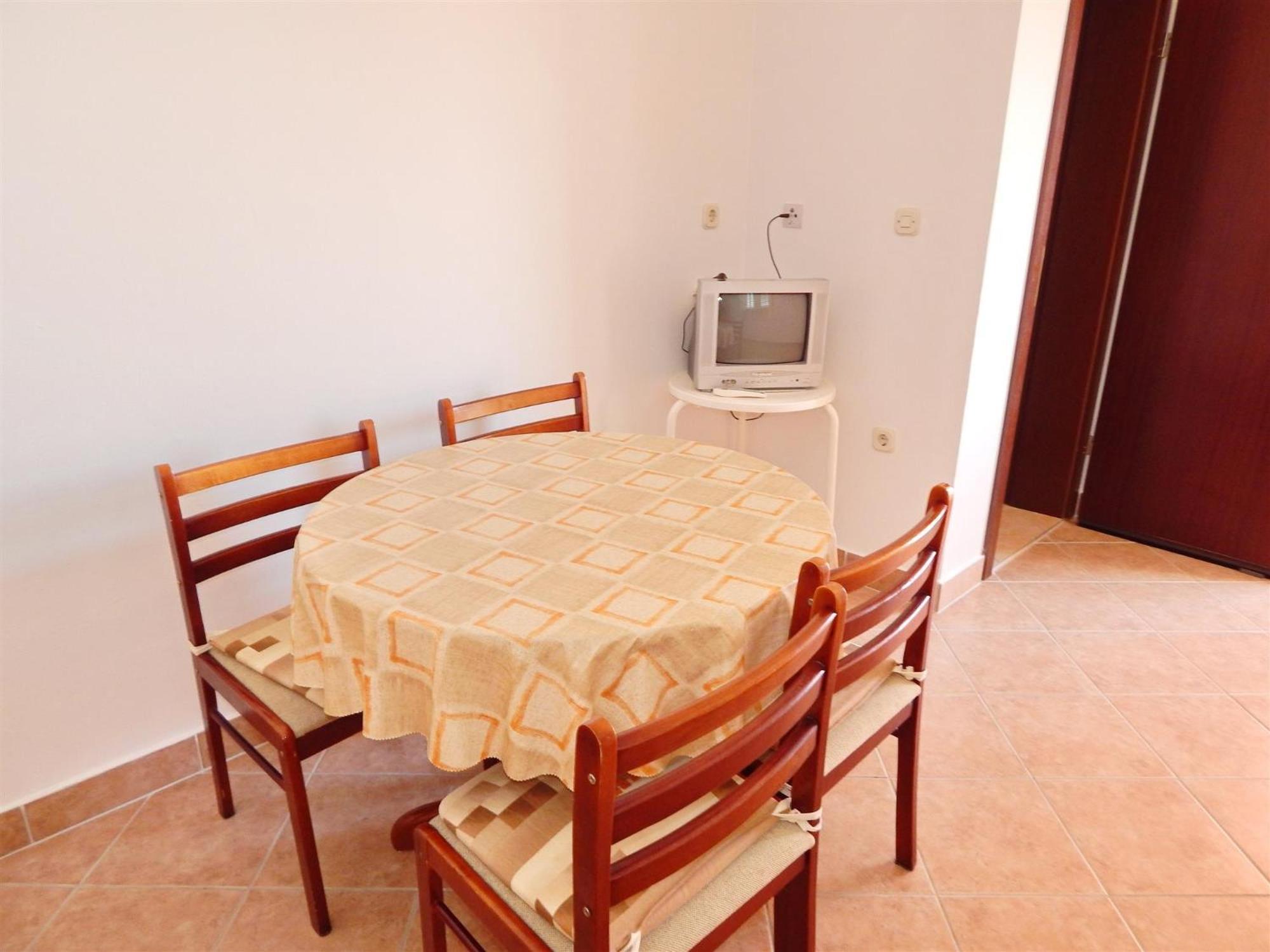 Apartments With A Parking Space Pag - 11358 باغ الغرفة الصورة